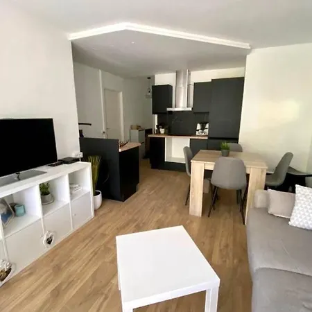 F2 Res Standing + Piscine A 10mn De La Mer A Pied Apartment *