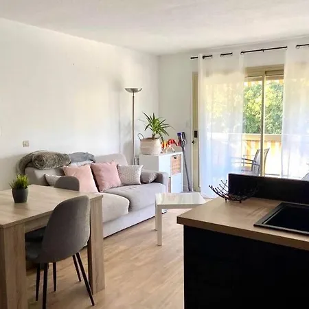 F2 Res Standing + Piscine A 10mn De La Mer A Pied Apartment *